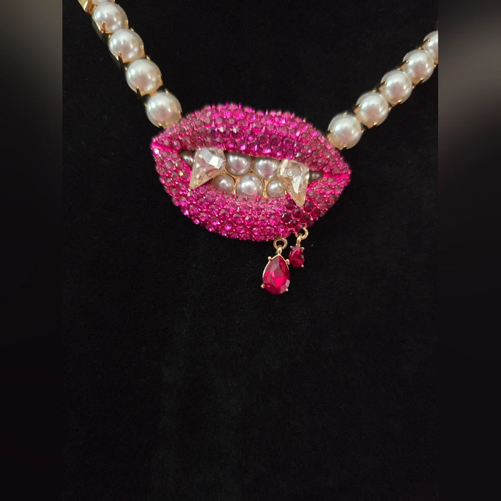 Betsey Johnson Vampire Pink Necklace and Earring set! NWT - Picture 5 of 15